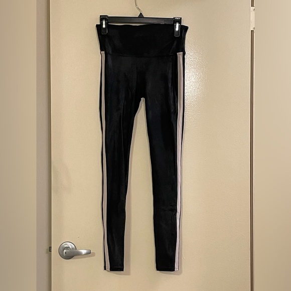 SPANX Faux Leather Stripe Legging in Very Black White - Picture 5 of 10